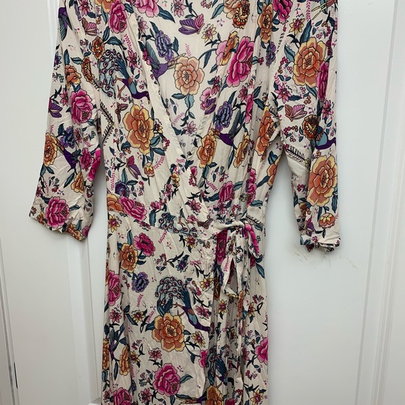 Boutique Floral Long Wrap Dress - Picture 5 of 5